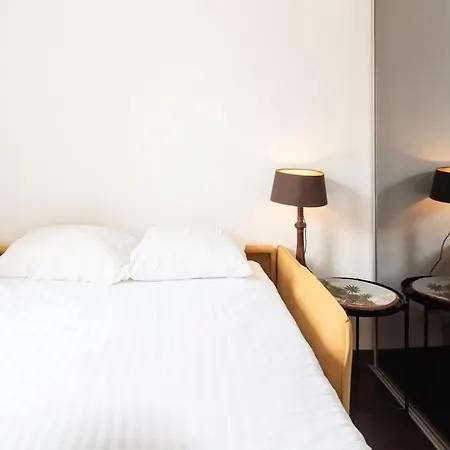 S3 Bonaparte 5 Min To Old Town Balcony & Ac Apartment